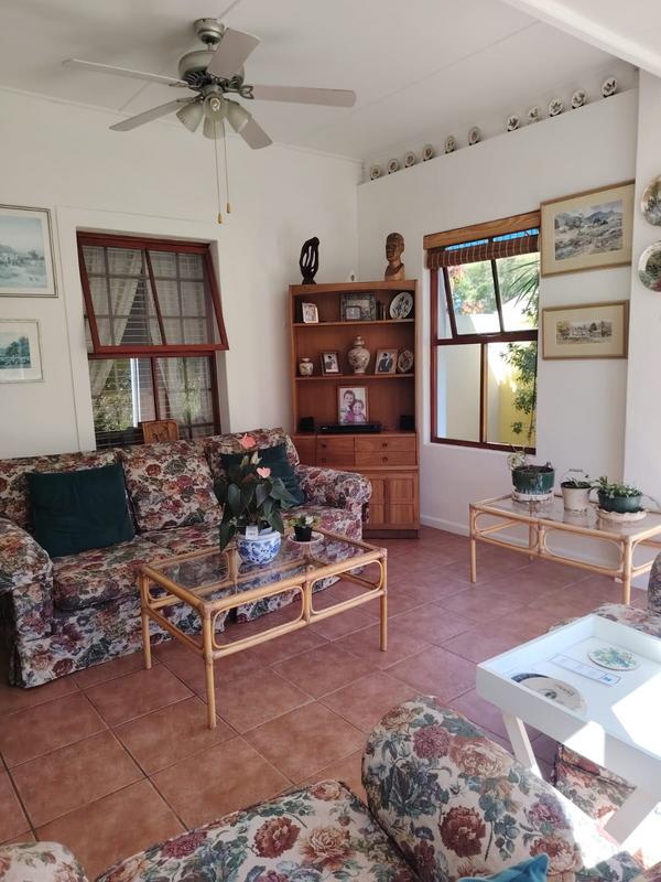 To Let 3 Bedroom Property for Rent in Sandbaai Western Cape